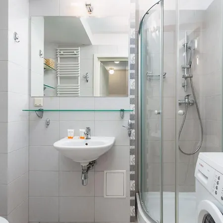 Apartament With Balcony Trentowskiego By Renters